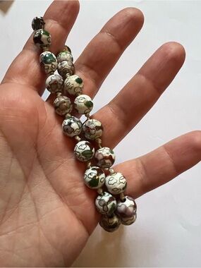 Handcrafted Vintage Cloisonné Bead Necklace in White and Green